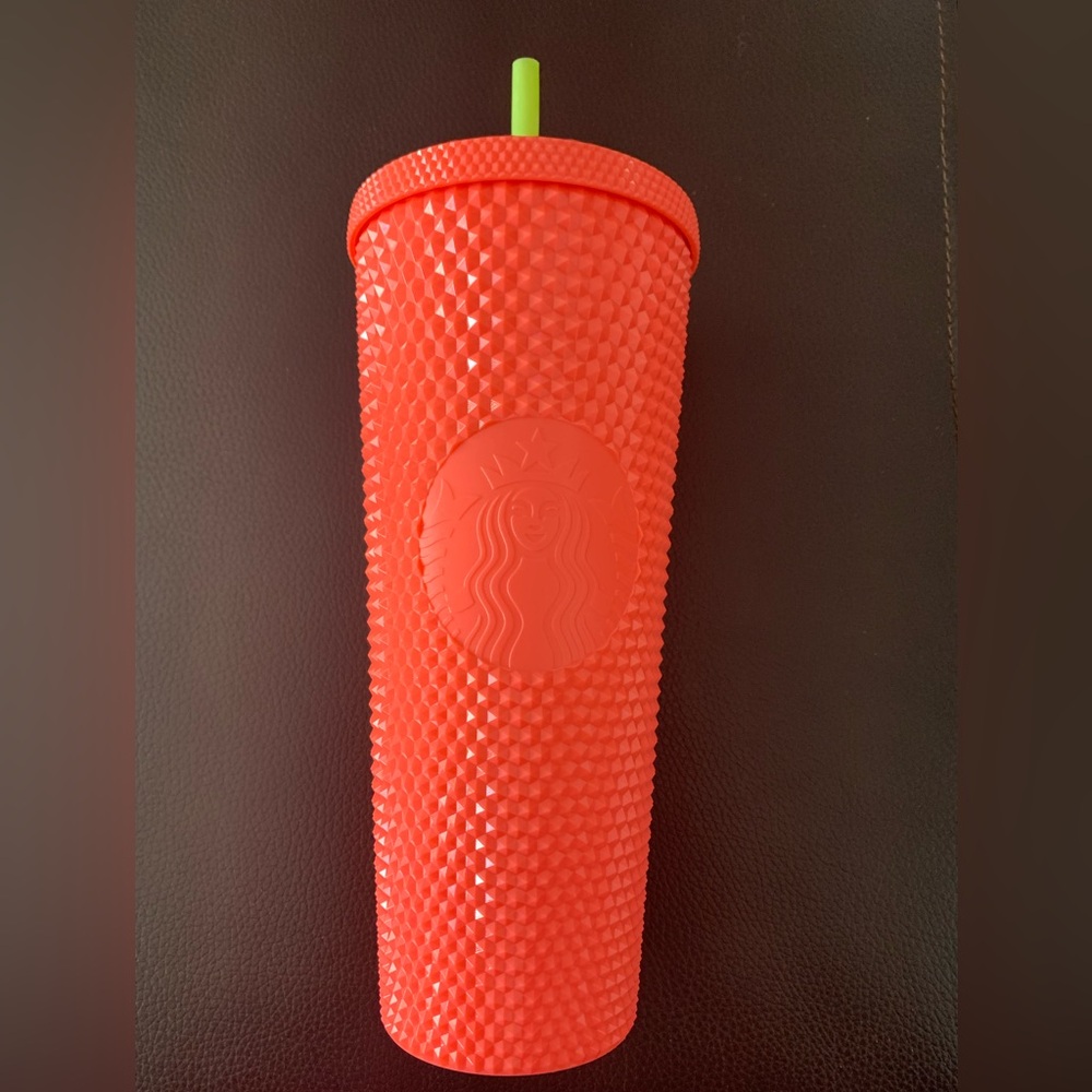 Starbucks Venti Tumbler Dragon Fruit Coral Pink Studded Bling 24oz Venti Cup